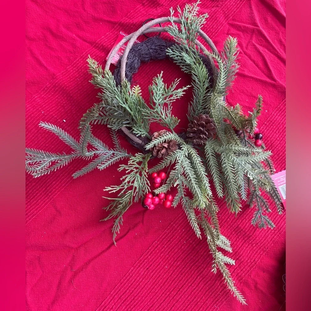 NWT set of 5 faux pine & cedar mix with red berry Christmas wreaths bundle